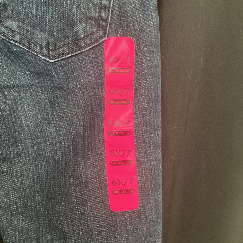 NWT The Children’s Place girl’s size 6x/7 jeans “Super skinny” style. - Picture 6 of 8